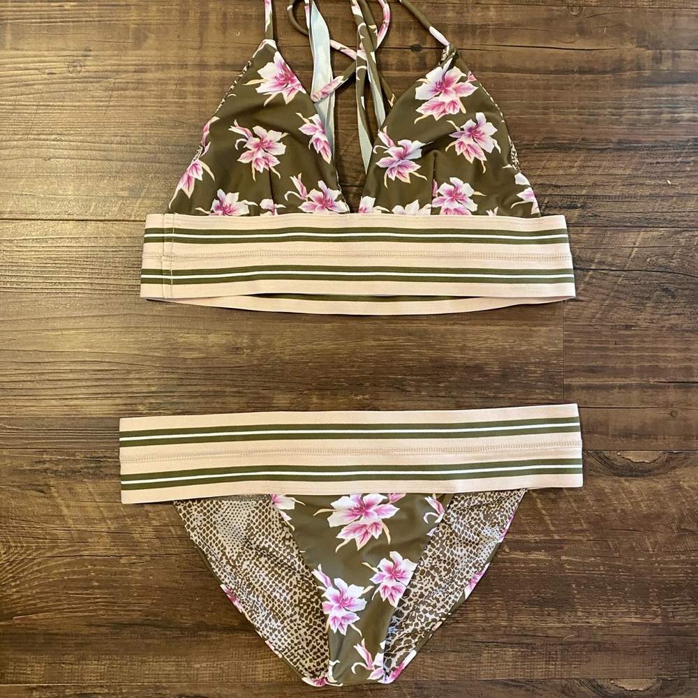 Acacia Swimwear Capsule Aloha Elastic Bikini